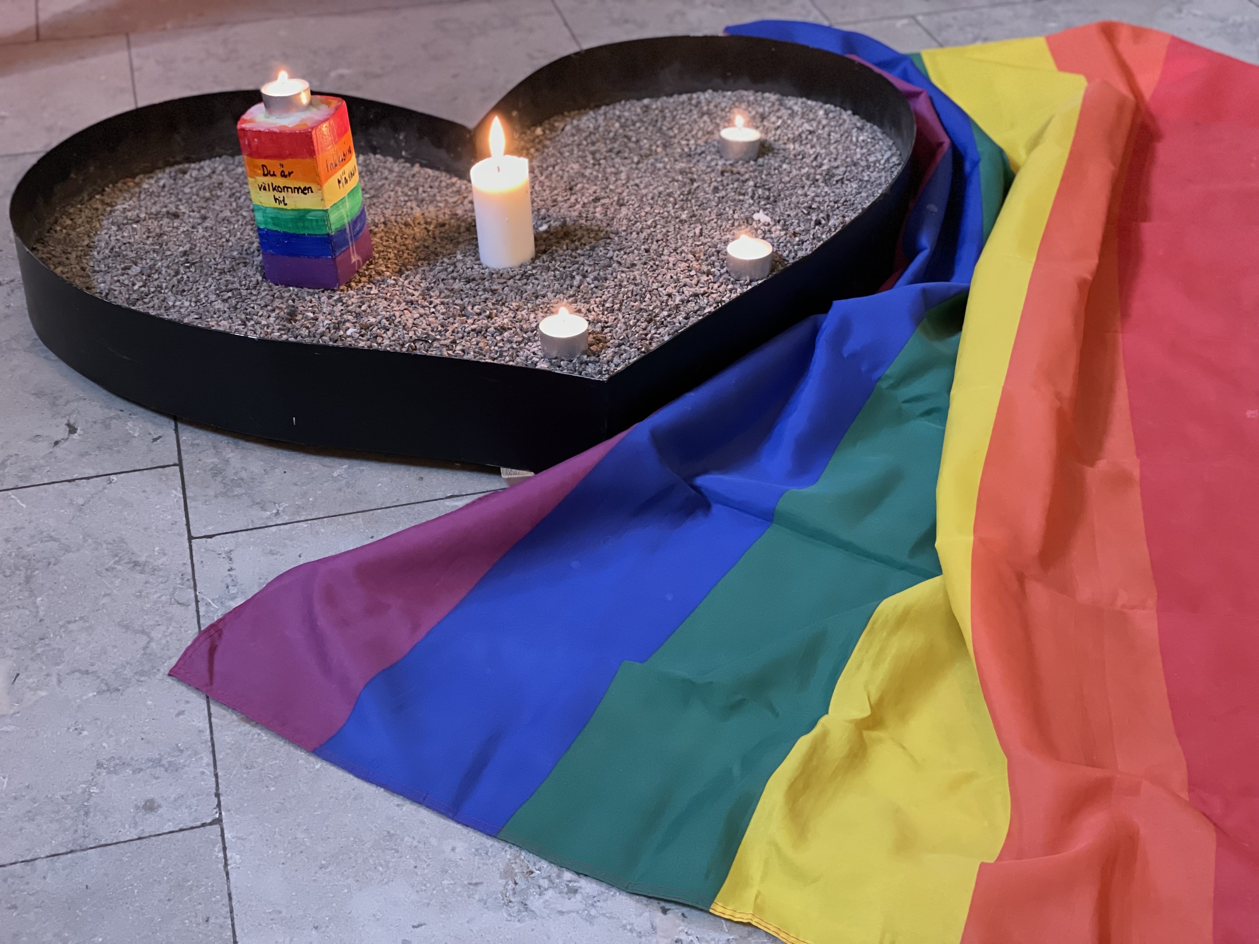 En Prideflagga och 