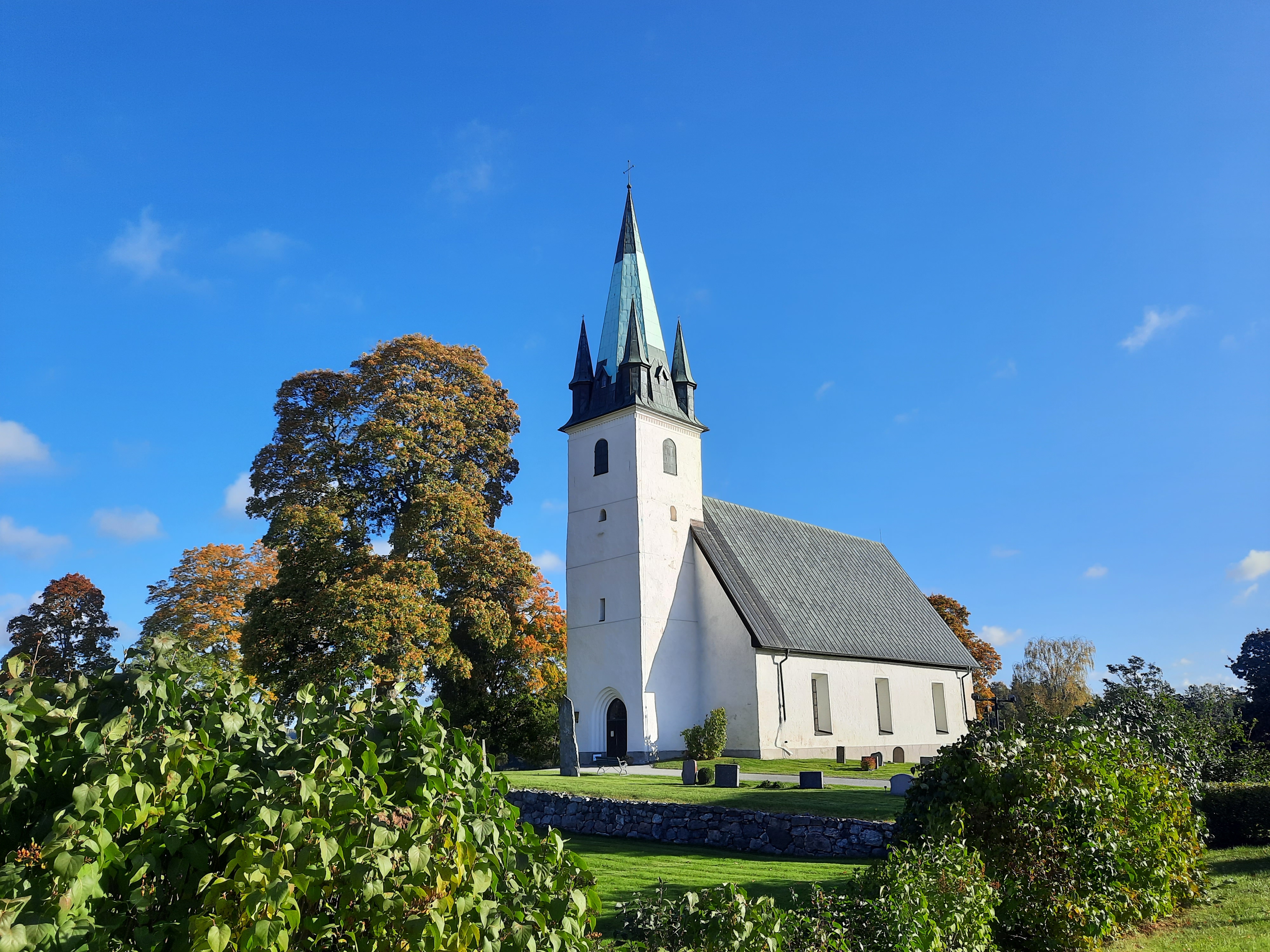 Frustuna höst