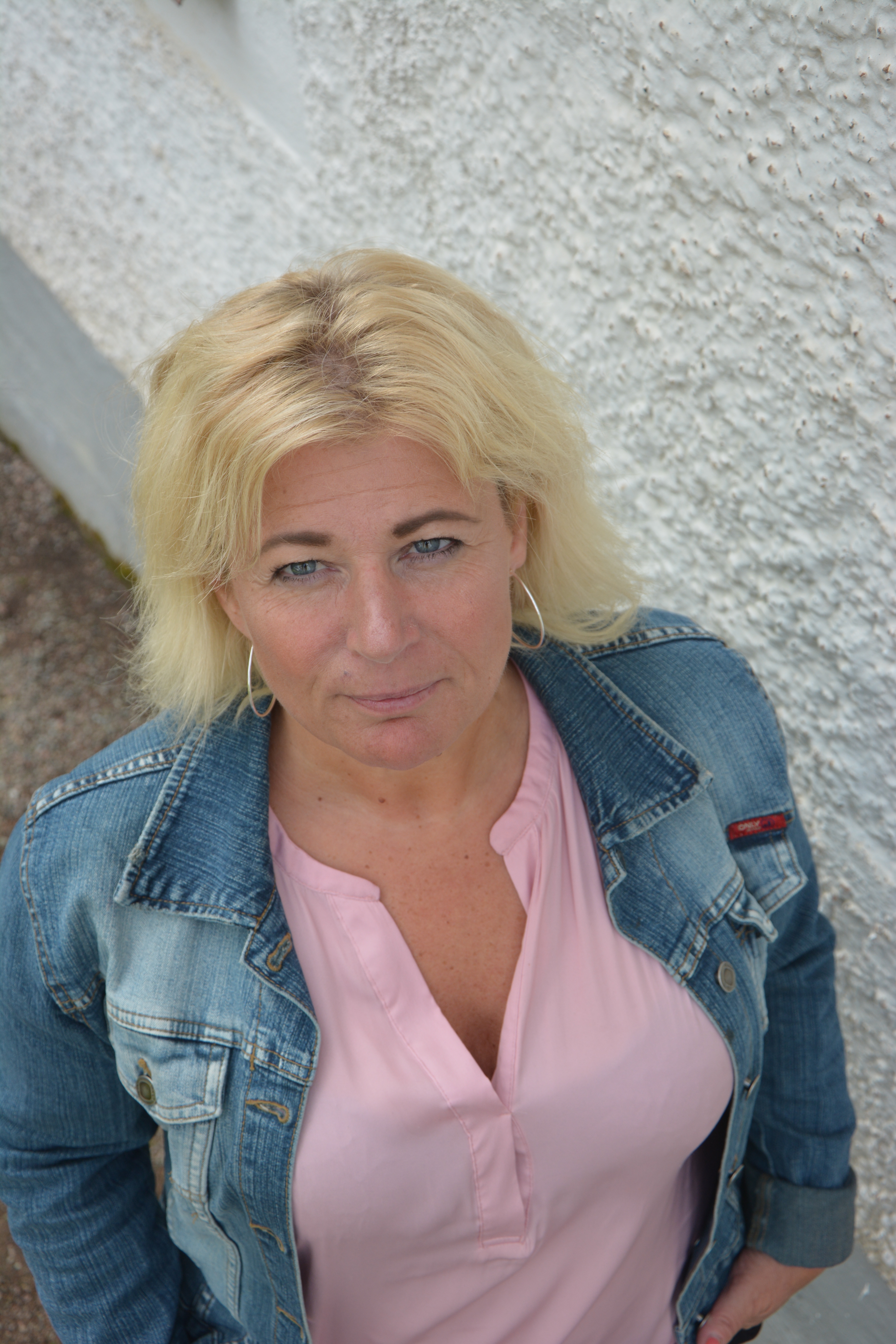 Anne  Sjösten