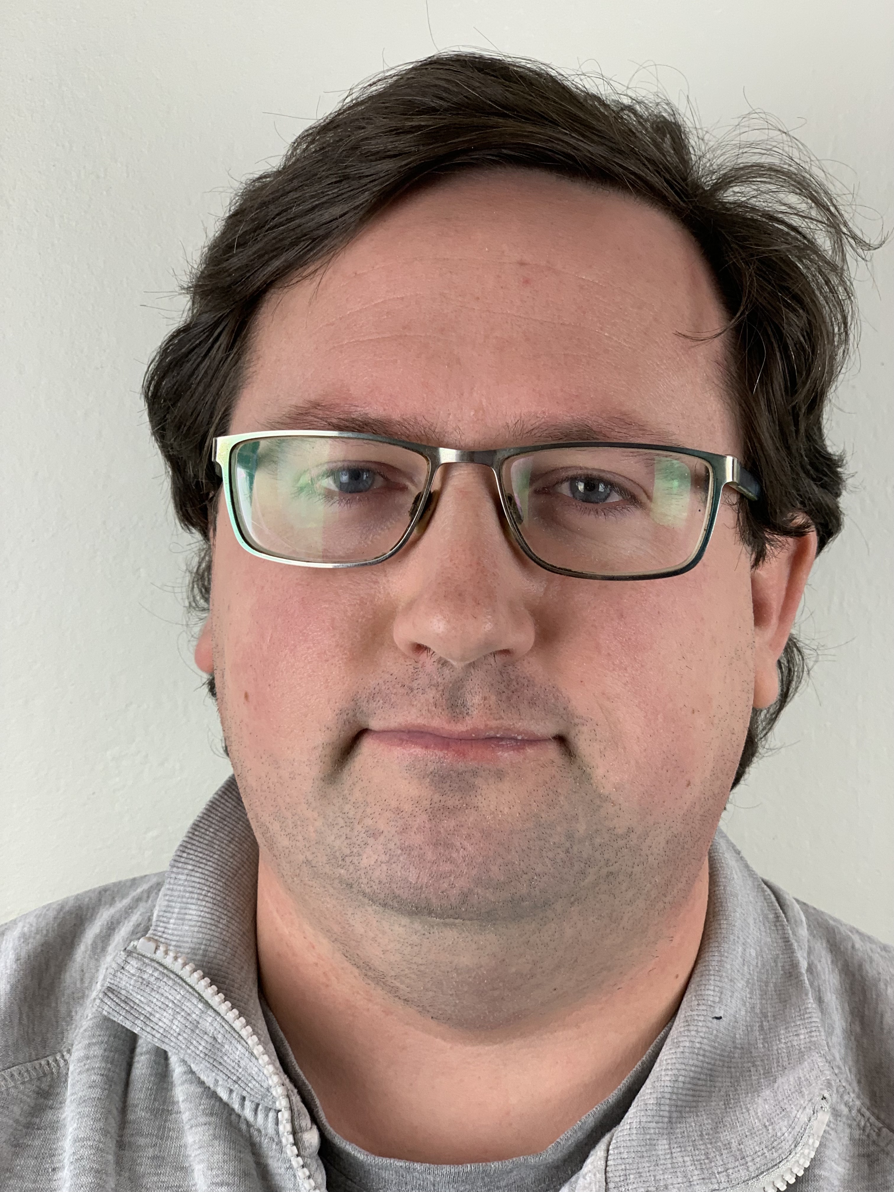 Mikael  Larsson