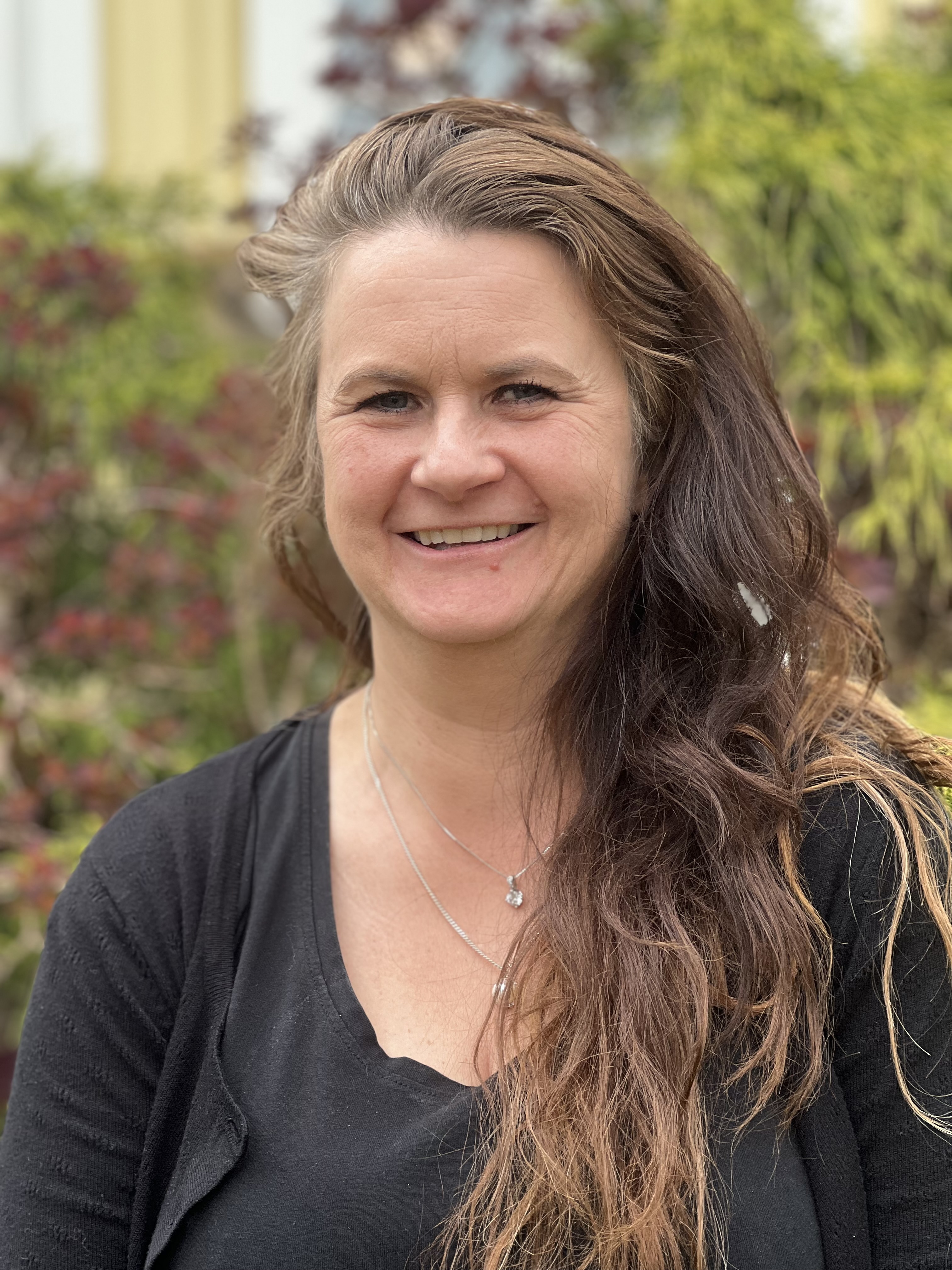 Evonne  Dahlberg