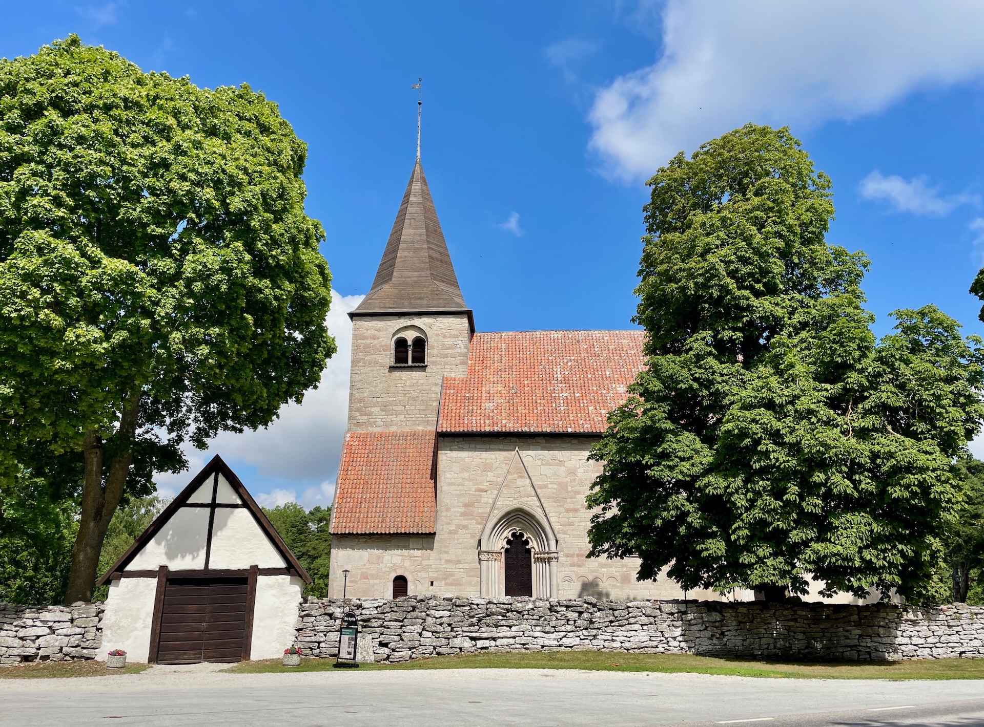 Bro kyrka